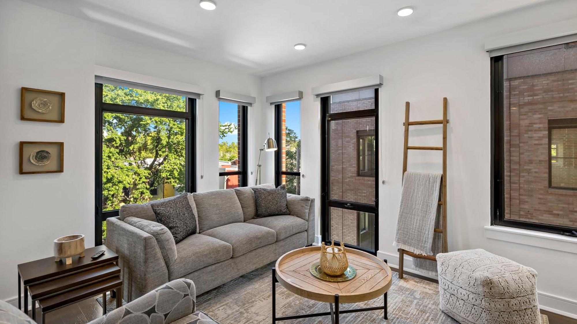 Pure Voyage Shaw Aparthotel Washington Luaran gambar